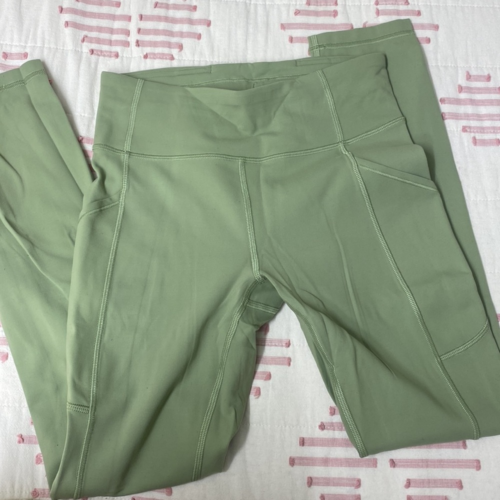 Lululemon Invigorate High-Rise Tight 25"